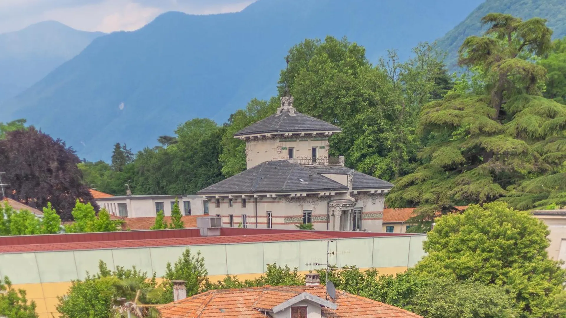 公寓 切尔诺比奥Casa Breggia公寓